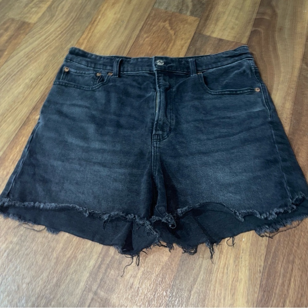 American Eagle Highest Rise 90's Boyfriend Cut-off Shorts‎ Washed Black Size 12